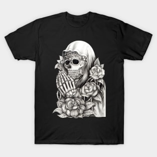 Santa muerte with rose day of the dead. T-Shirt